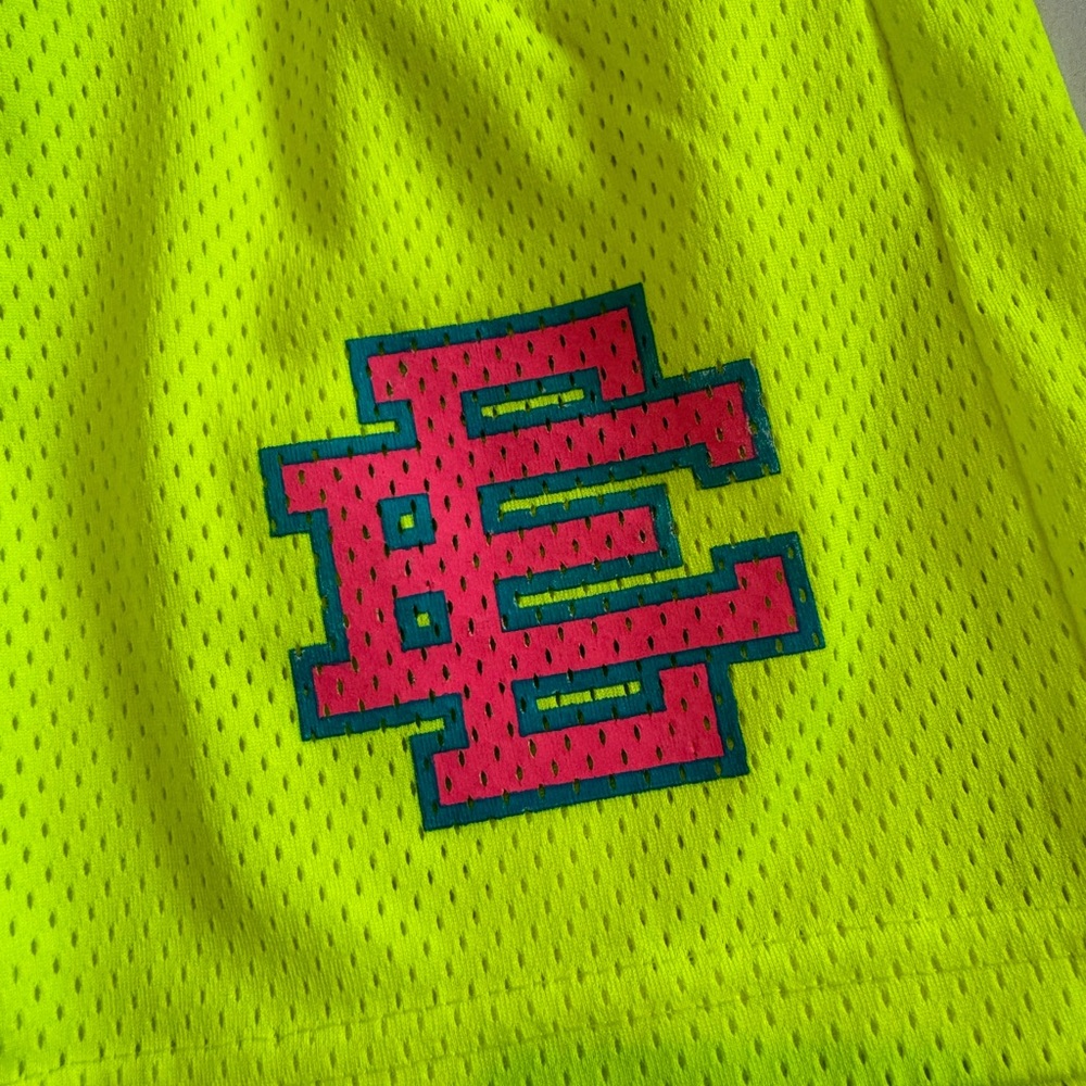 Eric Emanuel Basic Short - Highlighter - Size Sma… - image 2
